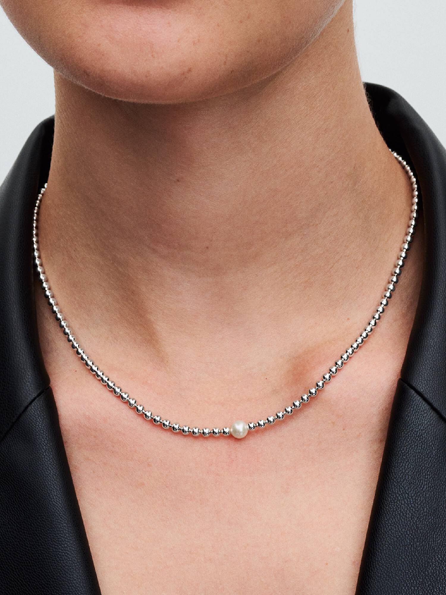 Behandelte Süßwasserzuchtperle & Kugeln Collier-Halskette