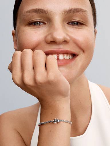 Drehender Pfeil Charm