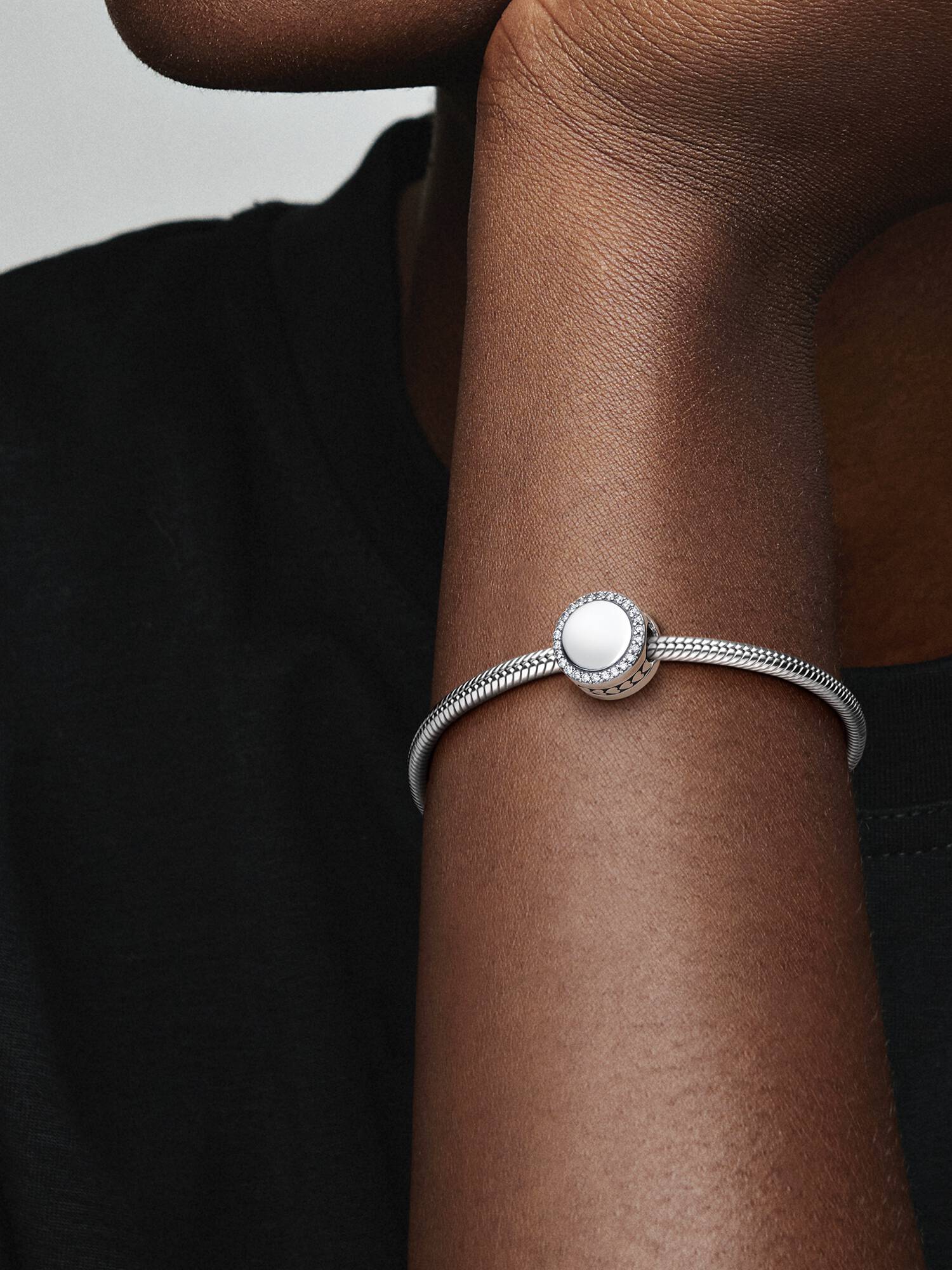 Gravierbarer Funkelnder Knopf Charm
