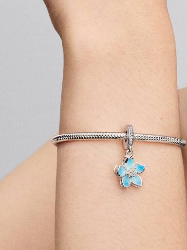 Blaue Blüte Charm-Anhänger