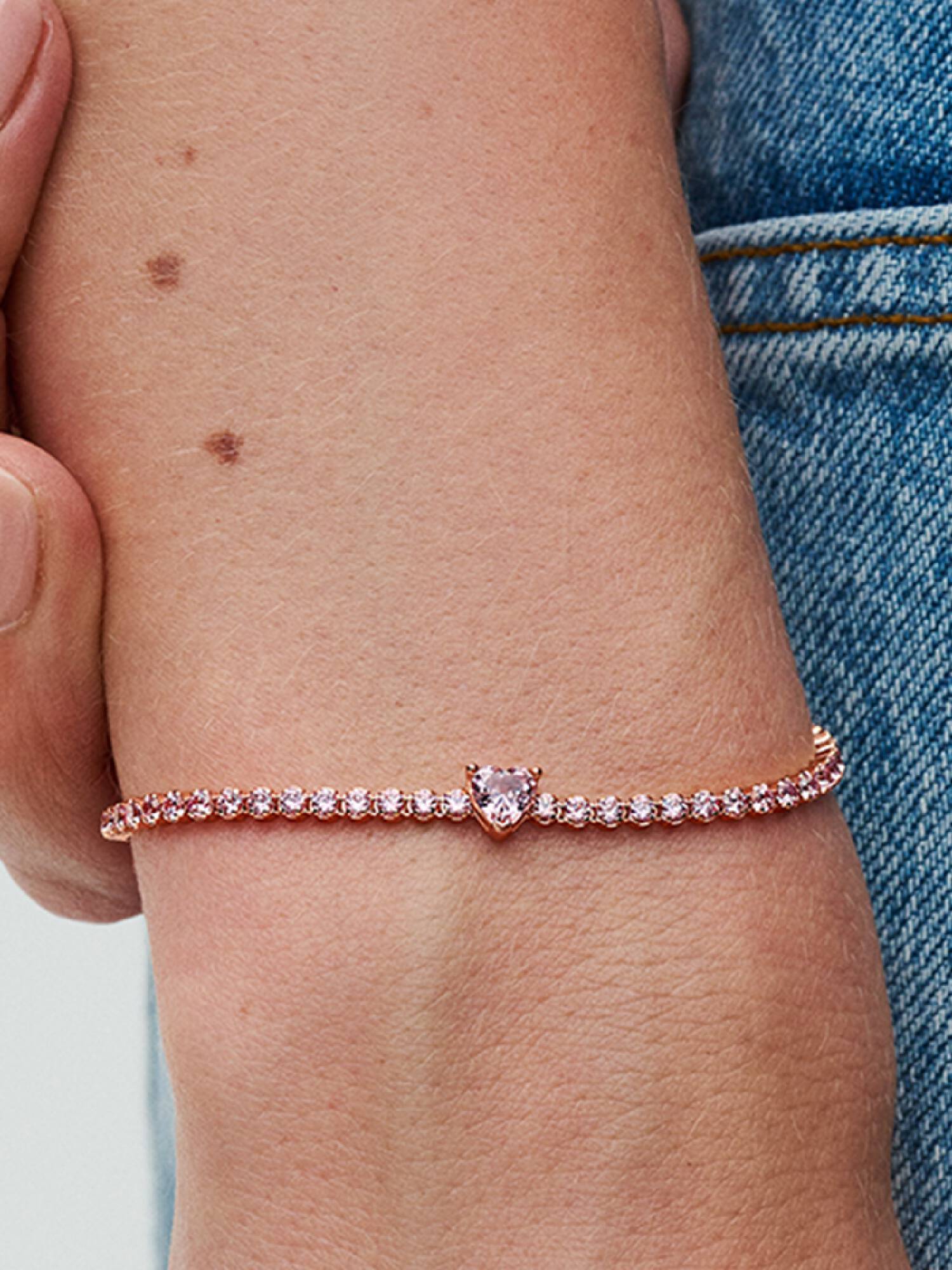 Funkelndes Herz Tennisarmband