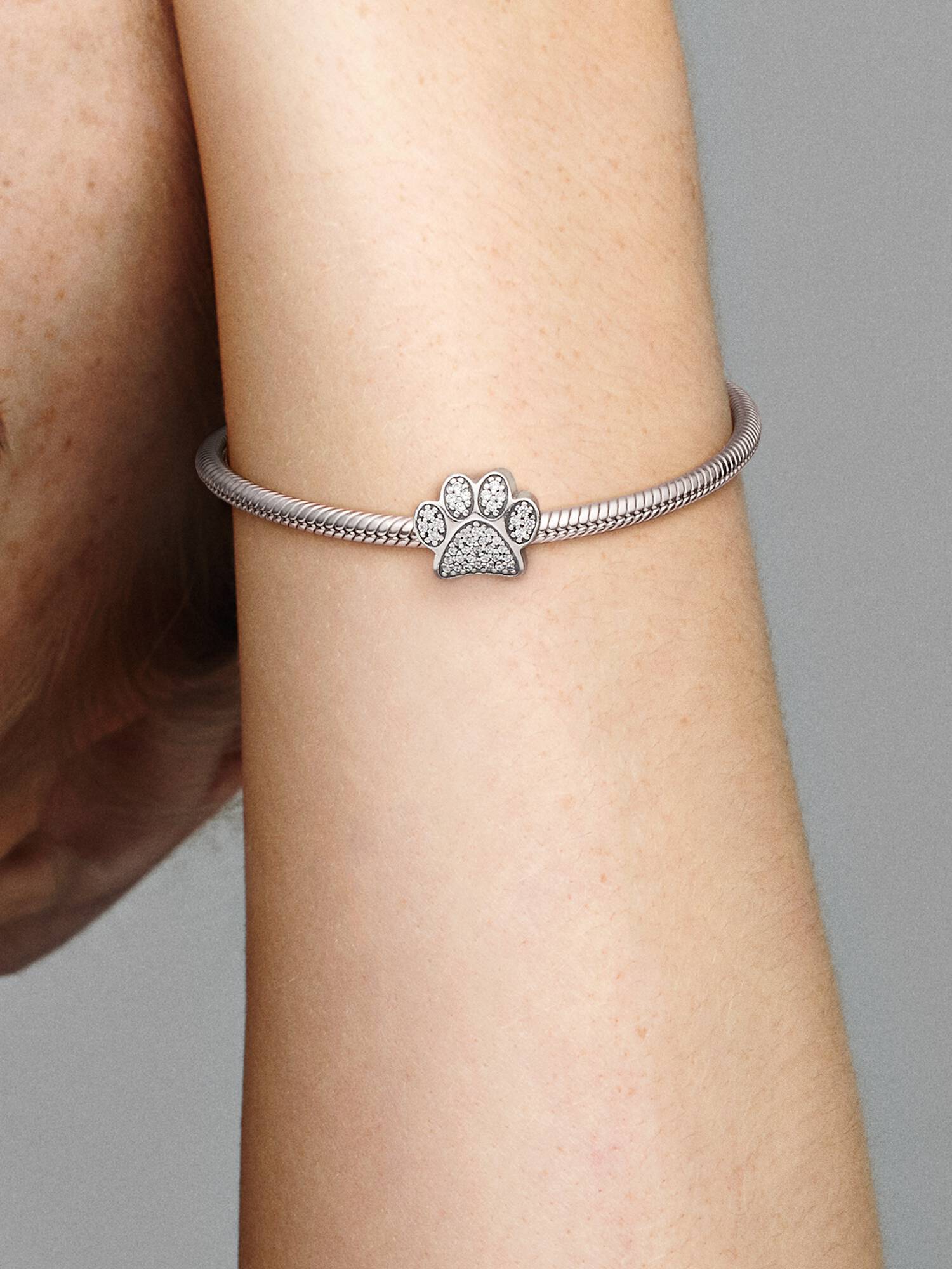 Funkelnder Pfotenabdruck Charm