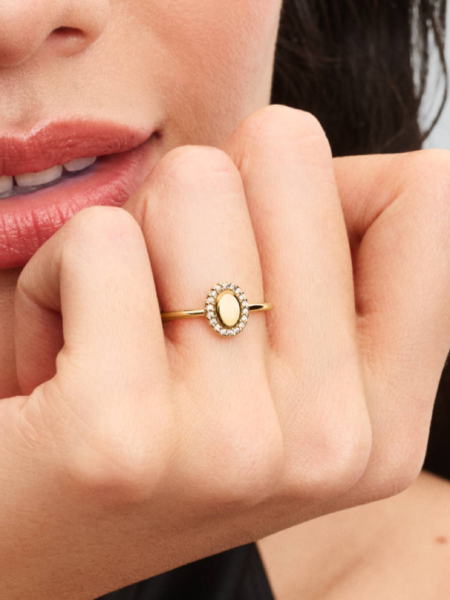 Gravierbarer Ovaler Strahlenkranz Ring