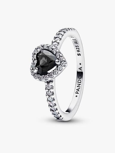 Erhabenes schwarzes Herz Ring