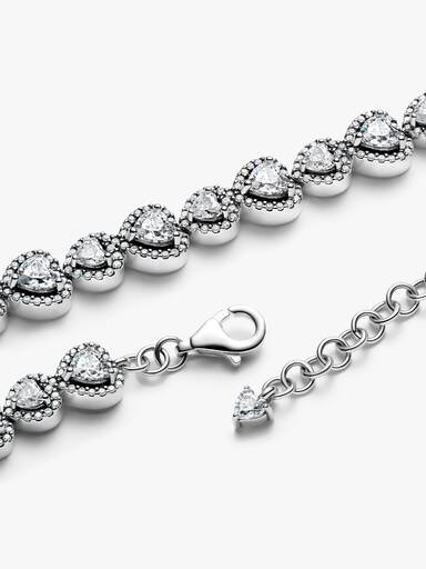 Strahlenkranz Herzen Armband