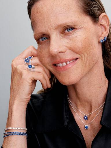 Funkelnder Quadratischer Blauer Strahlenkranz Ohrringe