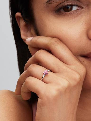 Funkelndes Rosa Herz Solitär-Ring