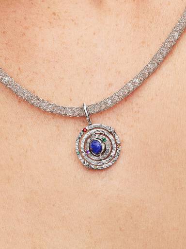 Drehende Armillarsphäre Charm-Anhänger