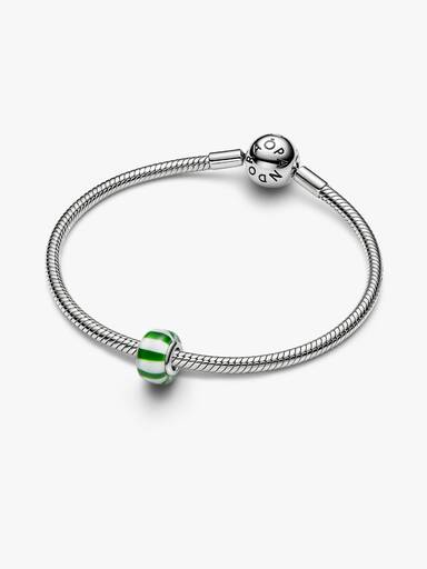 Grün-Weiß Gestreiftes Murano-Glas Charm