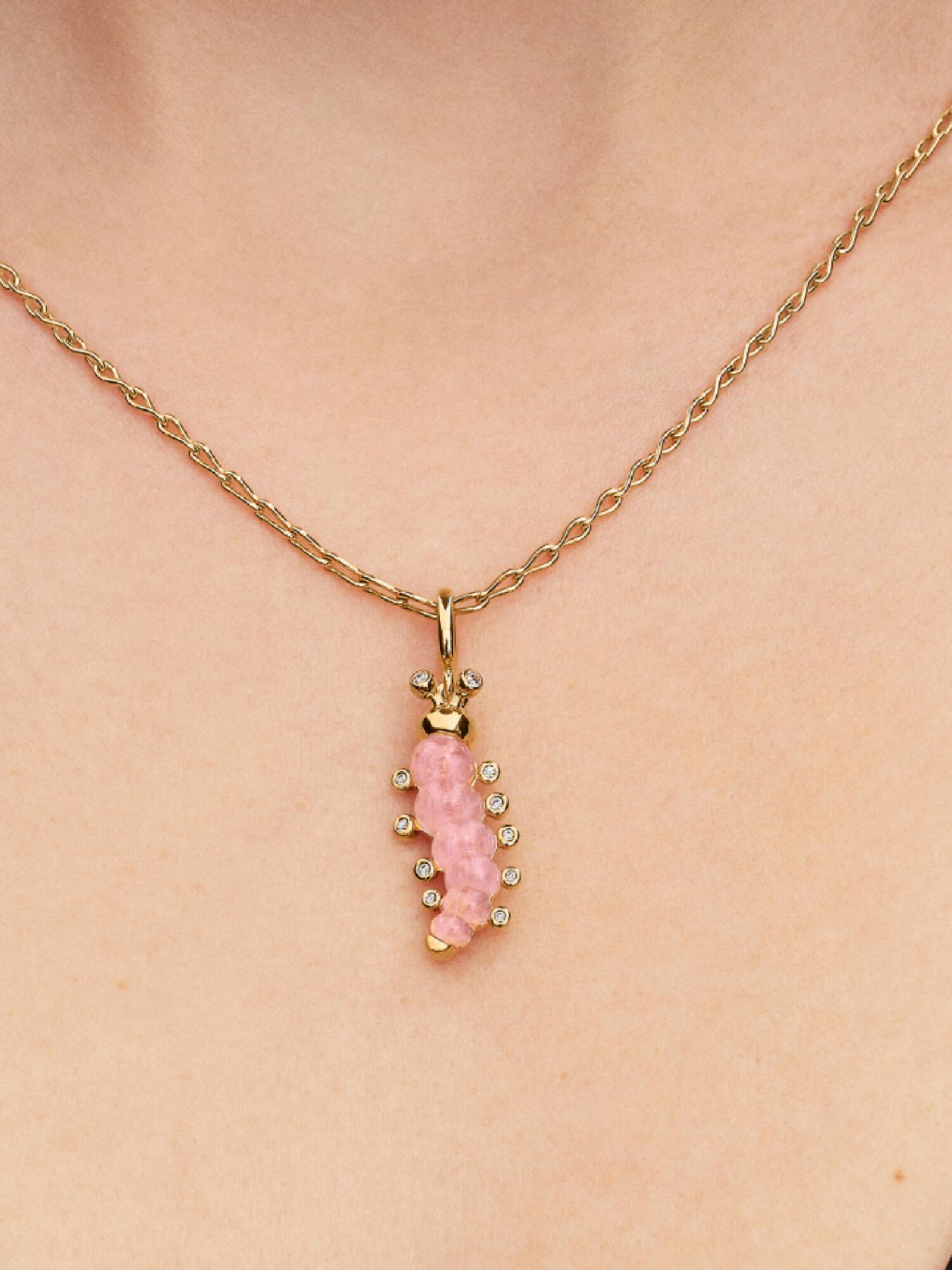 Rosafarbene Raupe Charm