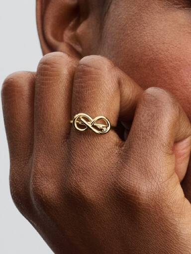 Unendlichkeitsknoten Ring