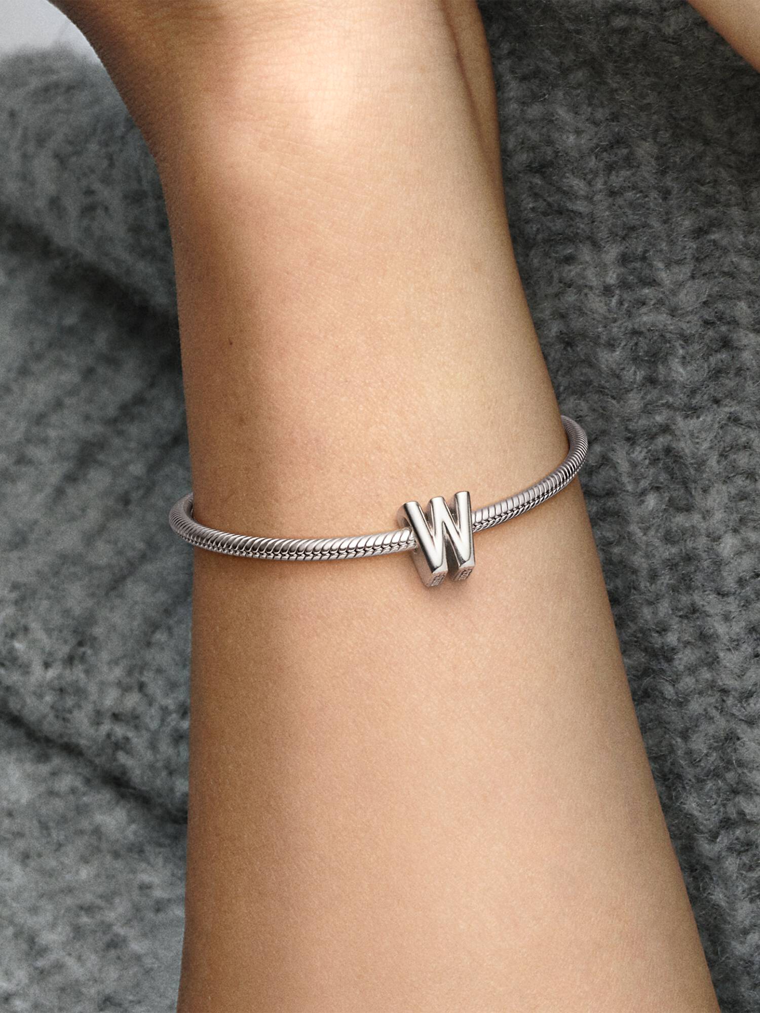 Buchstabe W Alphabet-Charm