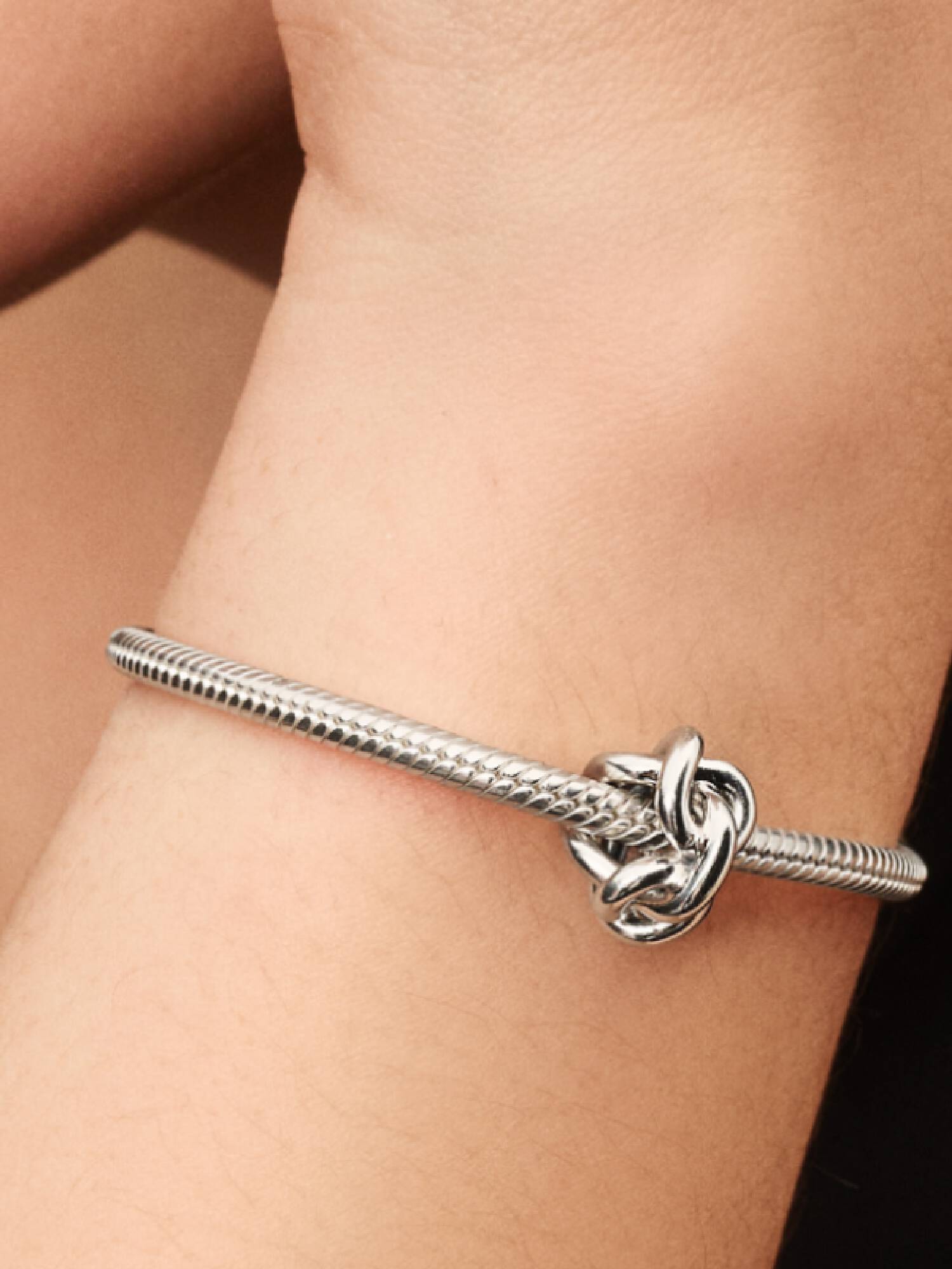 Unendlichkeitsknoten Charm