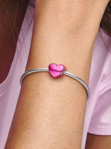 Metallic Rosafarbenes Herz Charm