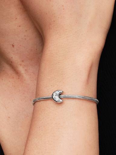 Mondsichel Charm