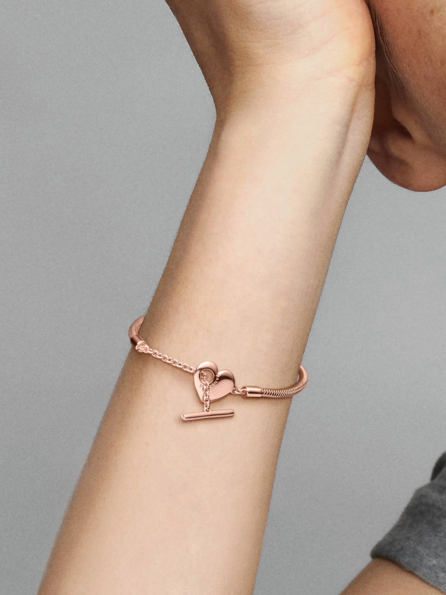 Pandora Moments Herz T-Verschluss Schlangen-Gliederarmband